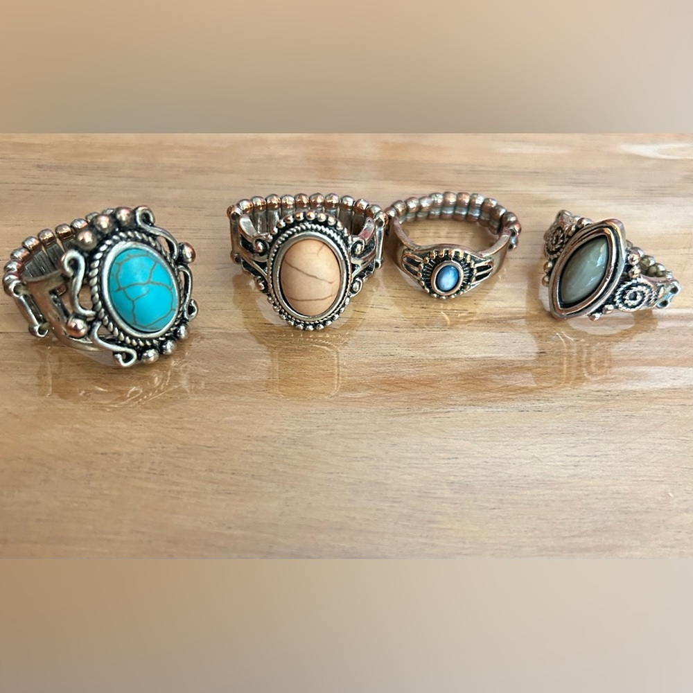 Set of 4 Paparazzi stretch rings